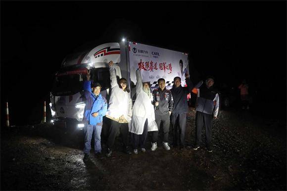 飞碟汽车巴音布鲁克封神之战:中国新能源轻卡征服魔鬼赛道